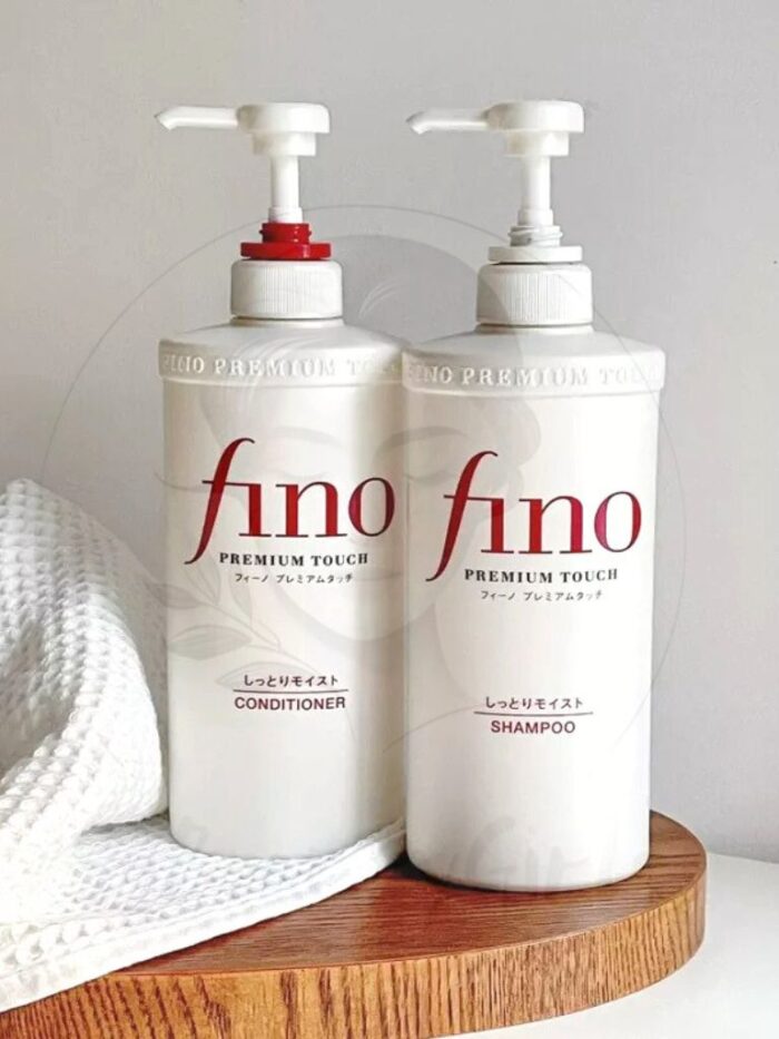 Fino Premium Touch Moist Shampoo & Conditioner Set 550ml